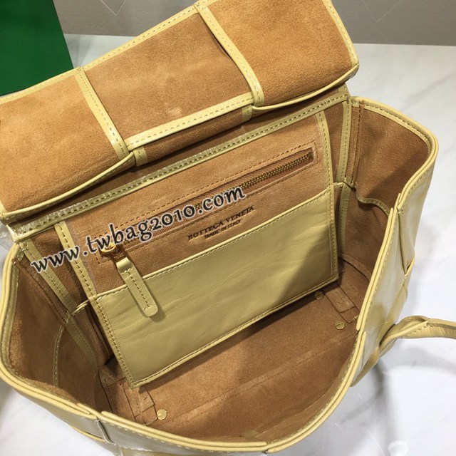 Bottega veneta高端女包 96009s小號 寶緹嘉Arco33油蠟牛皮包 BV經典款蝙蝠包手提包  gxz1242